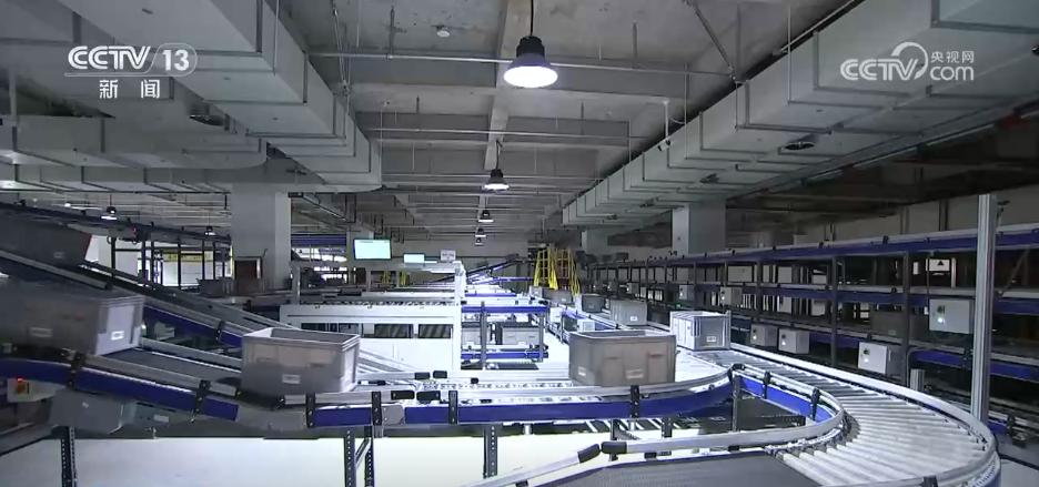 “小包裹”映照經(jīng)濟(jì)“大棋局”——從1500億件快遞中汲取高質(zhì)量發(fā)展動力